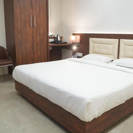 Hotel Jk Celebration Jabalpur Exterior foto